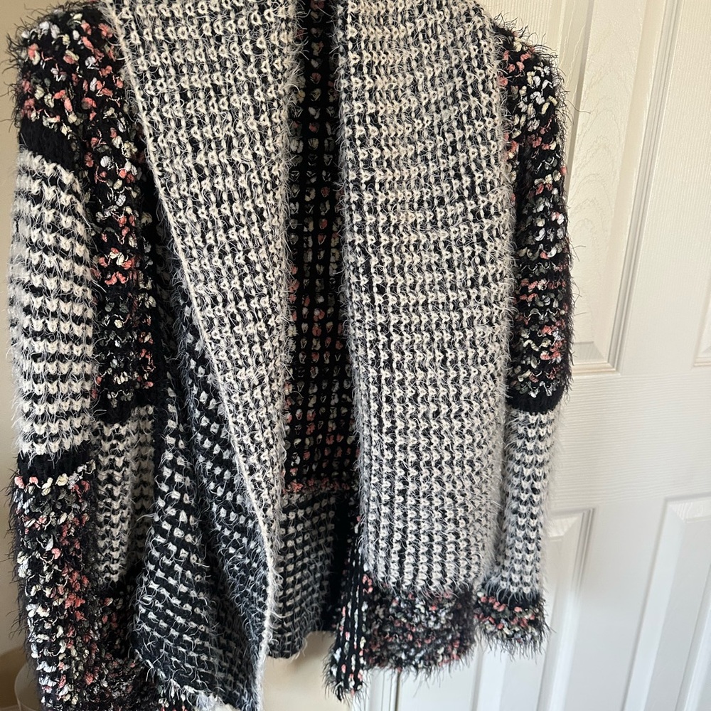 Anthropologie-Women's Black and White Knit Sweater